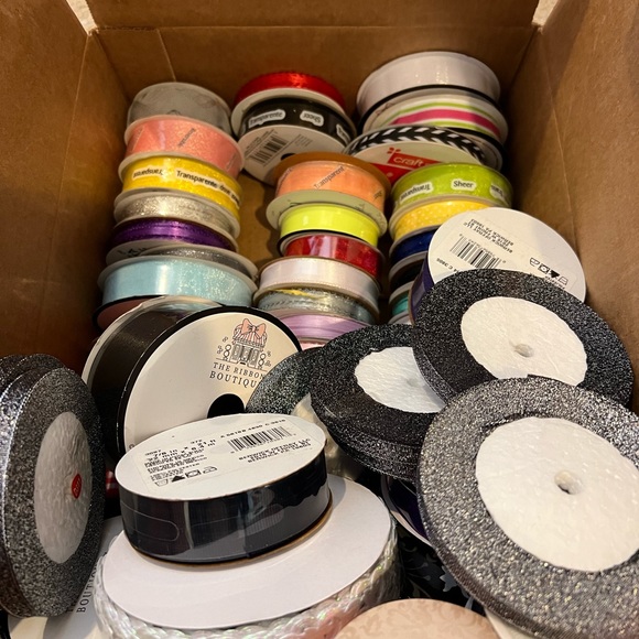 Crafting Sewing Ribbon. - Picture 3 of 3